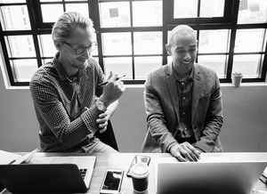 星空体育官网-斯密斯：凭借敏锐的视野与速度，成为全黑队不可或缺的球员，斯密06